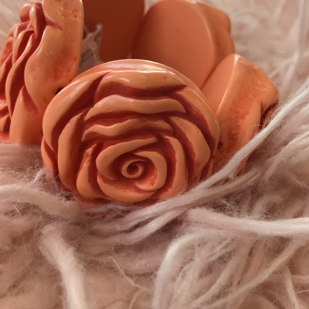 carved rose bracelet peach